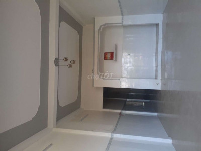 Nhà mê 3 phong ngu tolet bếp đày đủ