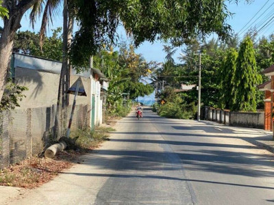 Đất biển đường nhựa Tịnh Kỳ ngay cảng cá