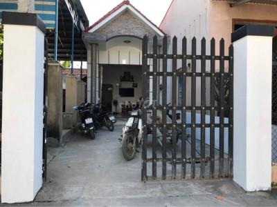 Nhà 1 trệt 130m đối diện trường THPT Thu Xà