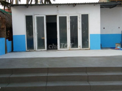 Bán dinh thự v đảo Lý Sơn.  DT 150m.   .Giá 4.3tỷ