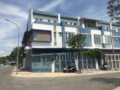 Bán gấp nhà dự án Uhome Quãng Ngãi giá yêu thương