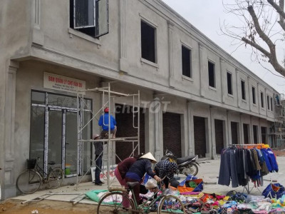 Nhà phố thương mại trung tâm huyện Mộ Đức