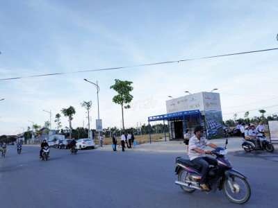 Cần tiền bán nhanh lô đất mặt tiền đường Ngã 5 TP