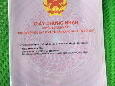 1 nhà và 1 lô cần bán