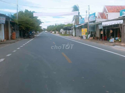 Bán nhà cấp 4 mặt tiền Quốc lộ 24B Tịnh Hòa TPQN