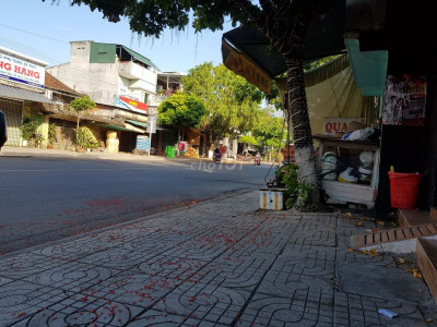 Bán nhà mặt tiền đường Nguyễn Văn Linh quảng ngãi