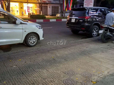 Cần cho thuê  mặt bằng ki ốt