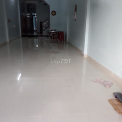 Cho thuê nhà mặt tiền đường Lê Lơi