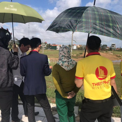 Bán lô đất 100m2 mặt tiền đường 32m