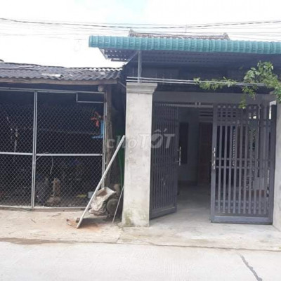 Đất 5x35 mặt tiền đường xã Nghĩa Thương giá 650tr