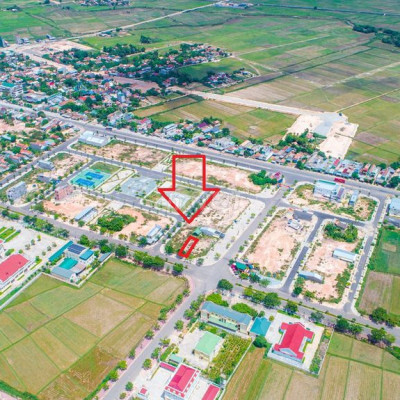 Cần vốn kinh doanh, sang nhanh lô đất đẹp thị trấn