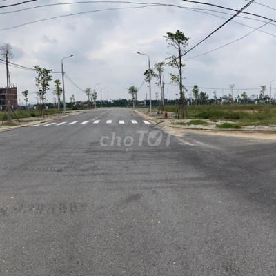 Suất ngoại dao đường 20m5 KĐT Phú Điền Quảng Ngãi