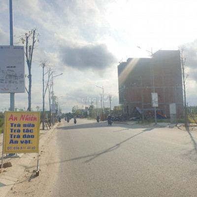 Cần tiền kinh doanh nên bán nhanh lô mặt tiền TP