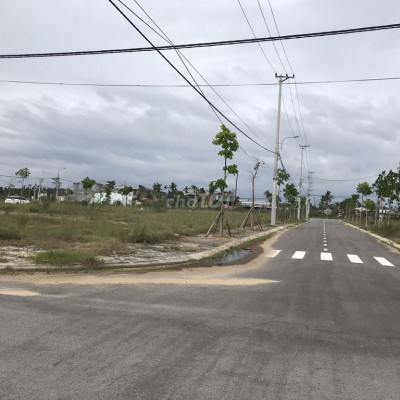 Bán đất chính chủ 5x20 Mặt tiền đường lớn 18m