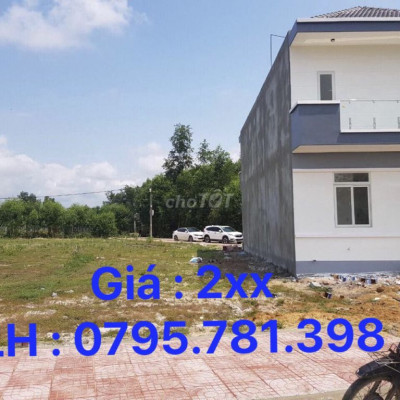 Giá Víp 280 triệu . Đường 5m . An Cư Lập Nghiệp