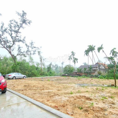 đất ven TP Quảng ngãi giá chỉ 200tr,ha tầng 100%