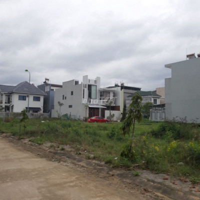 Bán lô góc Khu biệt thự đối diện nhà hàng Bolobala