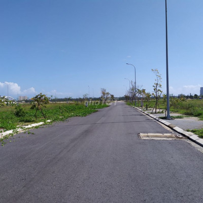 Đất rẻ, gần trung tâm huyện Sơn Tịnh, Q.Ngãi