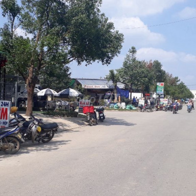 Cần tiền bán nhanh 4 lô đất trong KCN VSIP