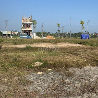 Bán đất giá rẻ mặt tiền kinh doanh ngay cửa ngõ TP