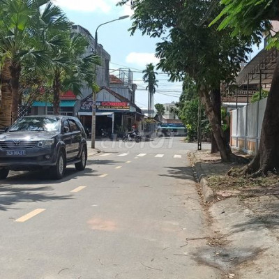 Bán đất 220m2 Huyền Trân Công Chúa,Quảng Ngãi