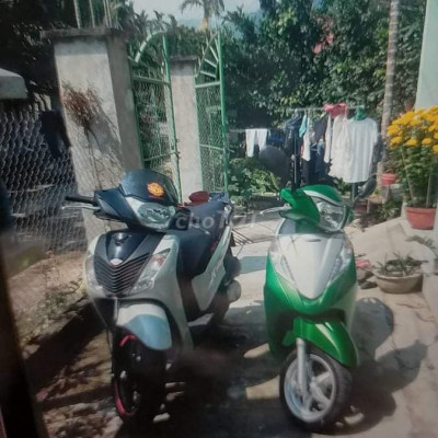 Cần bán nhà vườn