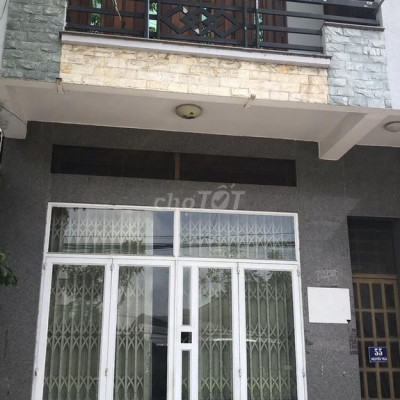 Bán gấp nhà mặt tiền Nguyễn Trãi - tp Quảng Ngãi