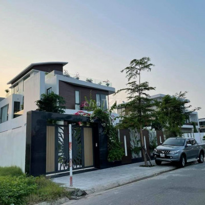 cần tiền bán lô đất gần trường quốc tế Quảng Ngãi