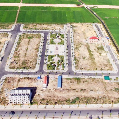 Bán đất mặt tiền đường DT624, vị trí đẹp, có sổ