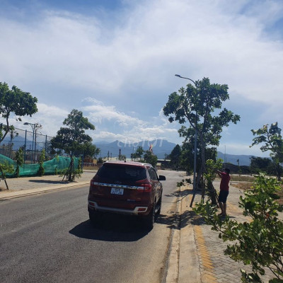 Lô đất CUỐI CÙNG ngay ngã tư– Giá tốt -