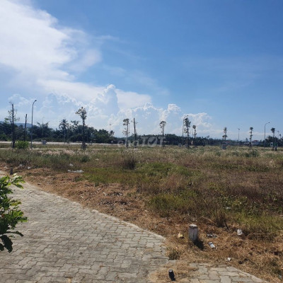 Ngân hàng phát mại bán 2 lô liền kề.