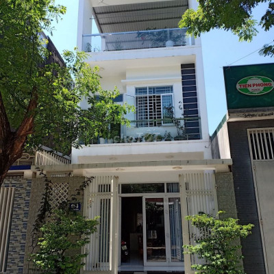 Nhà nguyên căn 3 tầng [Chính chủ] TL-TP.Quảng Ngãi