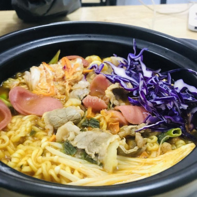 Cần sang quán mỳ cay trà sữa hoặc hợp tác kinh doa