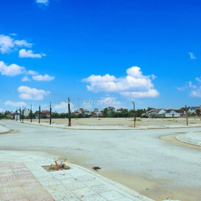 Bán lô góc 2 mặt tiền 179m2, trả trước chỉ 713tr