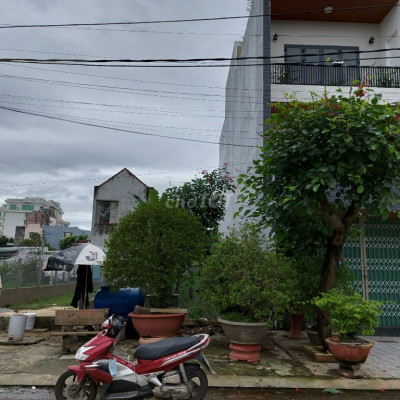 Bán đất mặt tiền đường Hà Huy Tập gần ngay VinCom