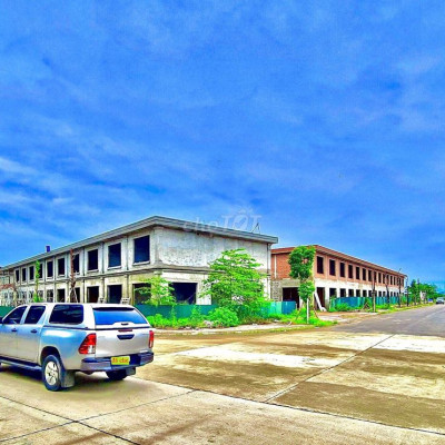 Nhà 2 tầng - 2 mặt tiền - Chợ đầu mối