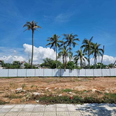 Hơn 2 sào đất mặt tiền Mỹ Trà Mỹ Khê, mặt diện 40m