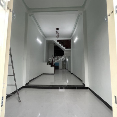 Mặt bằng kinh doanh mặt tiền đường Nguyễn Huệ