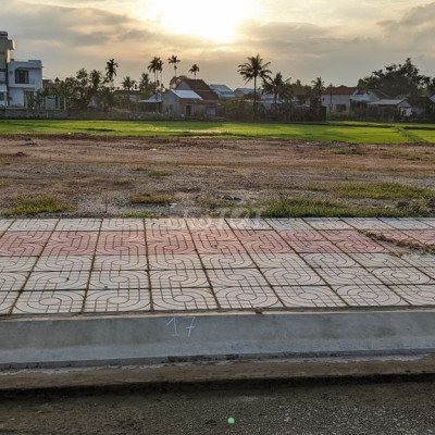 Bán đất sát Quảng Trường La Hà - Giá 540 triệu