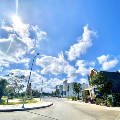 GĐ cần bán 2 lô đất gần ĐH Tài chính. giao QL1A