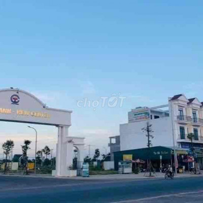 Bán đất mặt tiền Phạm Văn Đồng. TT Chợ Chùa. QN