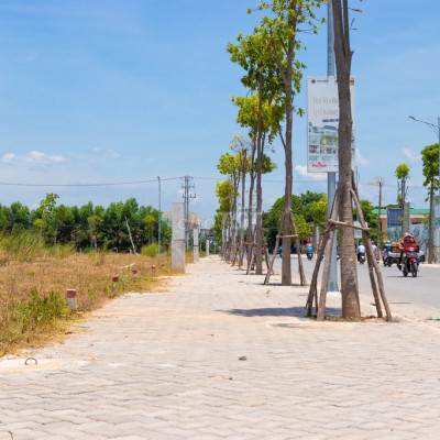 Đất sổ đỏ mặt tiền cửa ngỏ trung tâm Thành phố