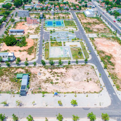 Bán lô đất cạnh cây xăng Qlộ 1A