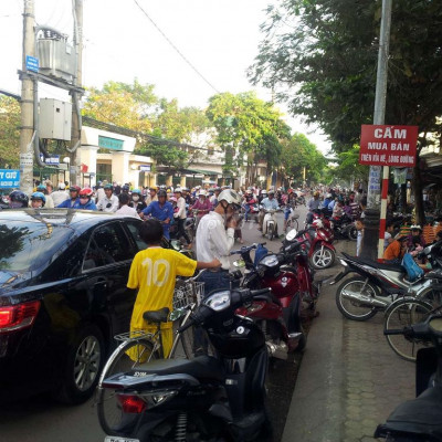 Cho thuê đất mặt tiền Trương Định, tiện buôn bán.