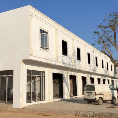 nhà mặt tiền kinh doanh 2 tầng - phố chợ Đồng Cát