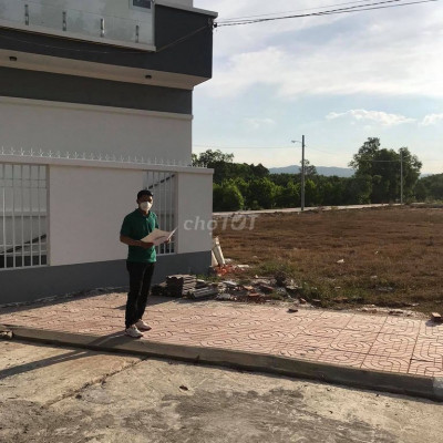 ĐẤT NỀN GIÁ 2XX . VỊ TRÍ ĐẸP CỦA QUẢNG NGÃI