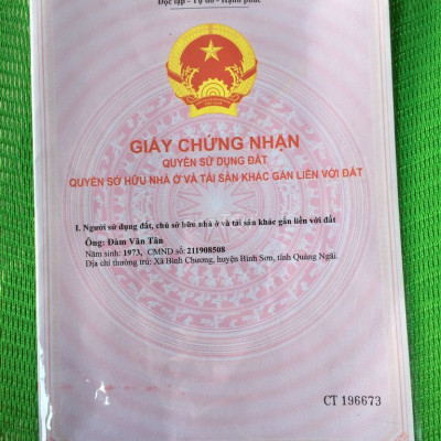 1 nhà và 1 lô cần bán