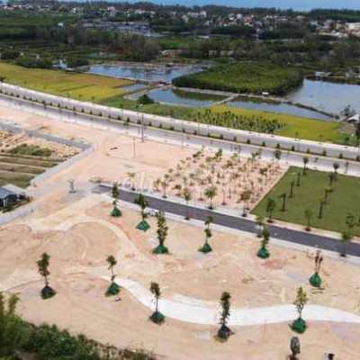 Bán Đất Sau Lưng Biệt Thự, Đg Hoàng Sa, TP Quảng N