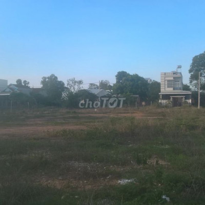 Đất xã Bình Chánh Bình Sơn Quảng Ngãi 180m2