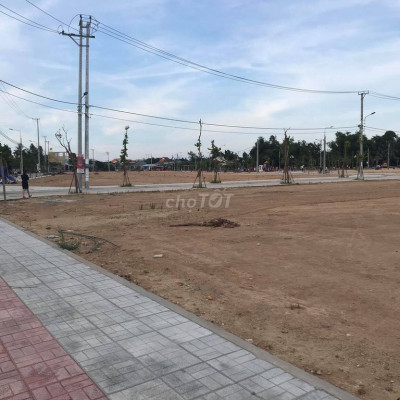 TẠI SAO là dự án Đông Yên mà không phải dự án khac